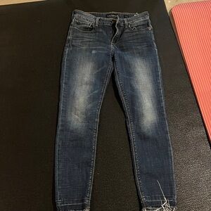 Lucky Brand Women's Cropped Faded Blue Skinny Jeans